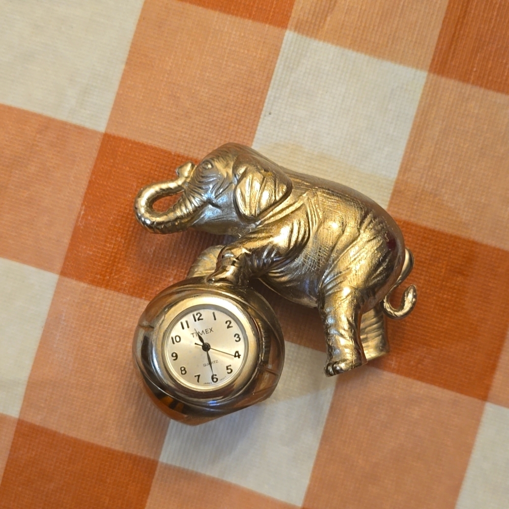 Timex Elephant Clock